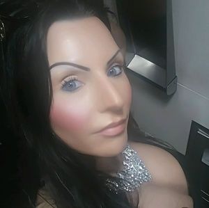 Meet your Posher, Tawny